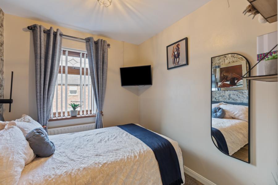 21 Squires View
