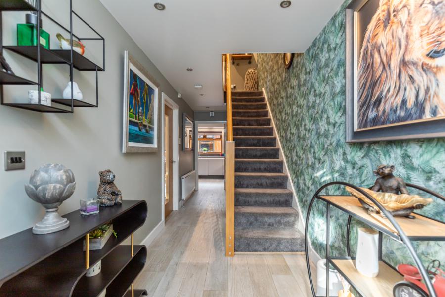 21 Squires View