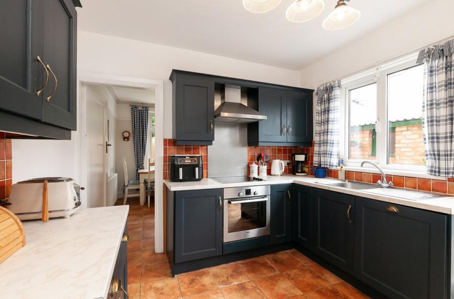 77 North Circular Road