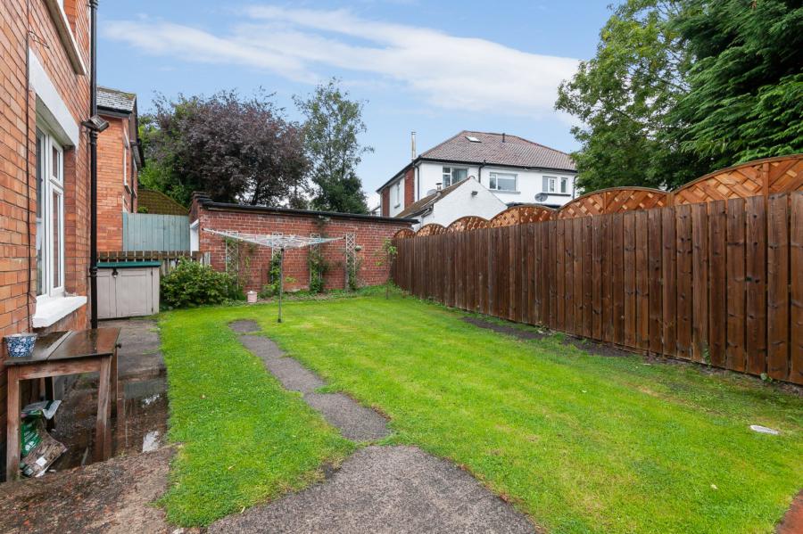 77 North Circular Road
