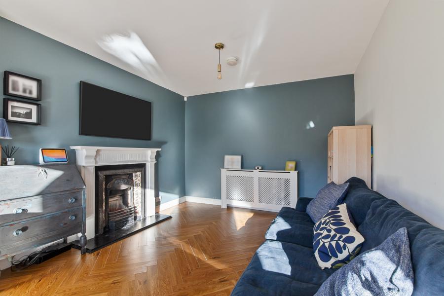 36 Strathmore Park North