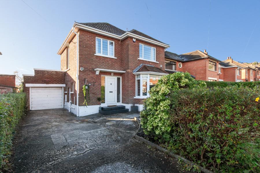 36 Strathmore Park North