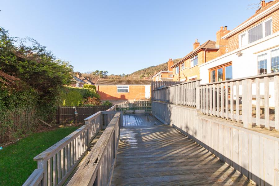 36 Strathmore Park North