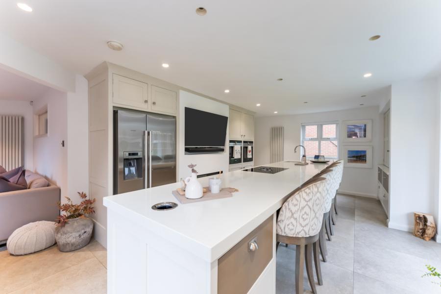 3 Brackens View