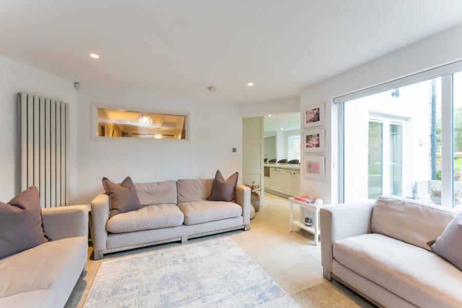 3 Brackens View