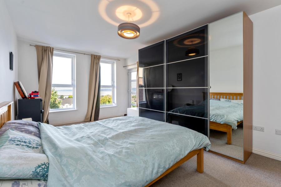 Apartment 68, 6 Northview