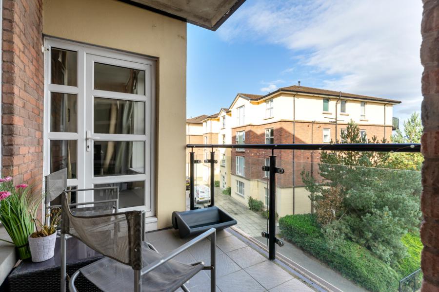 Apartment 68, 6 Northview