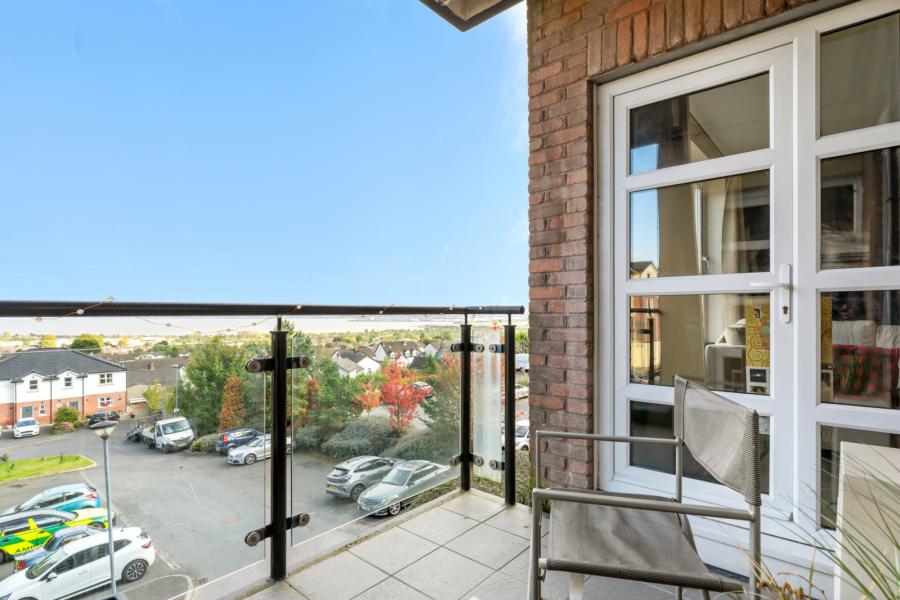 Apartment 68, 6 Northview