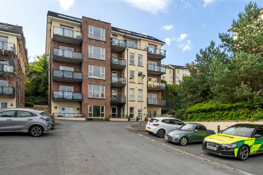 Apartment 68, 6 Northview