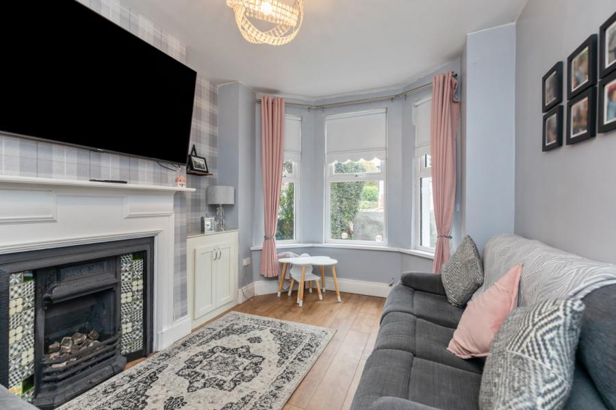 53 Skegoneill Avenue