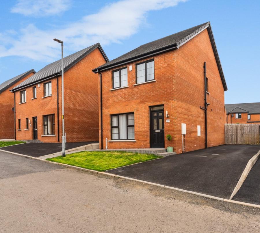 5 Highgrove Mews