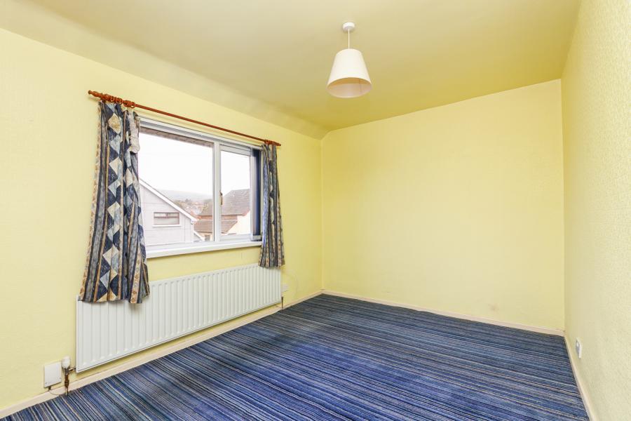 17 Hoylake Park