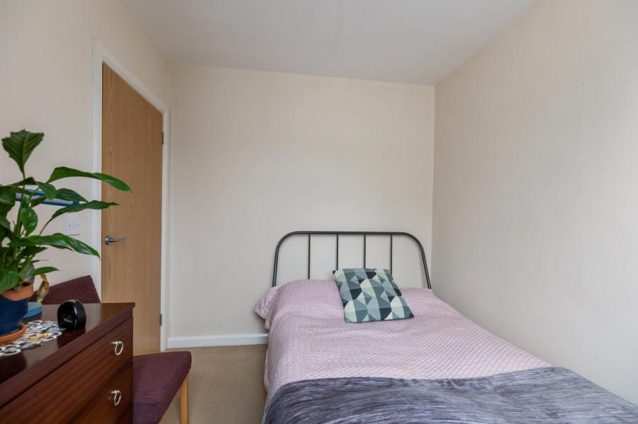 45 Tobar-Glen Crescent