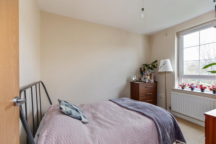 45 Tobar-Glen Crescent