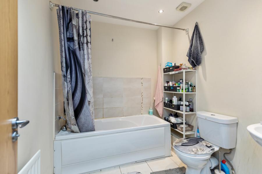 45 Tobar-Glen Crescent