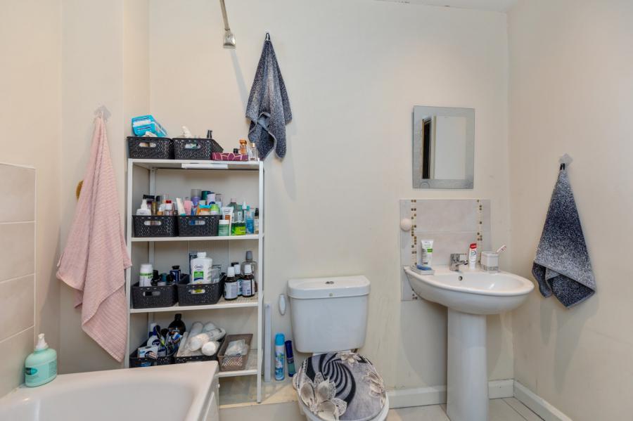 45 Tobar-Glen Crescent