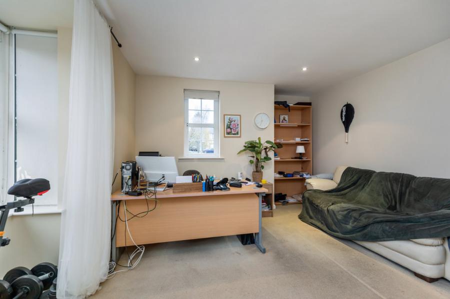 45 Tobar-Glen Crescent