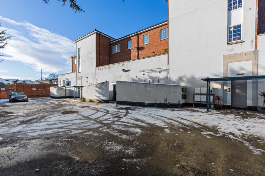 Apartment 2 Antrim Road Plaza, 471 Antrim Road