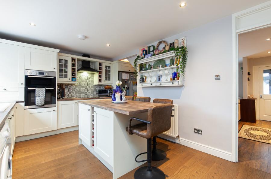 28 Watermouth Crescent