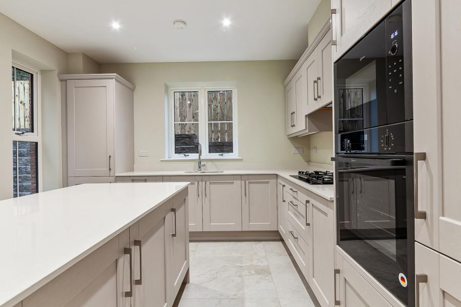 12 Ben Madigan Gardens