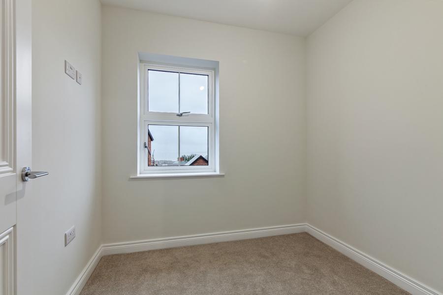 12 Ben Madigan Gardens