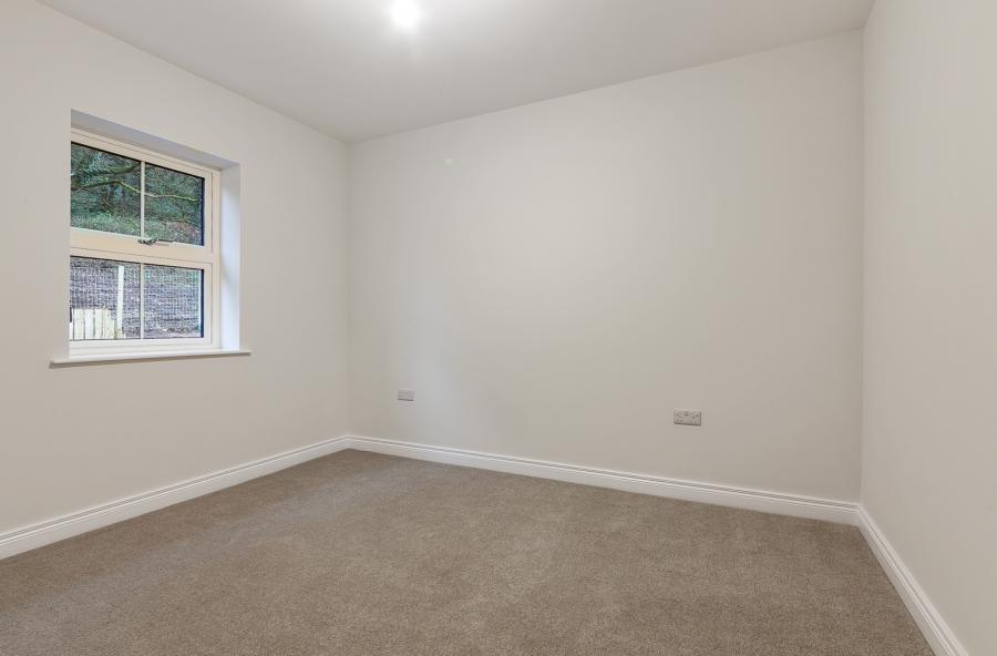 12 Ben Madigan Gardens