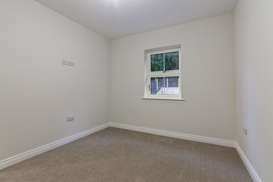 12 Ben Madigan Gardens