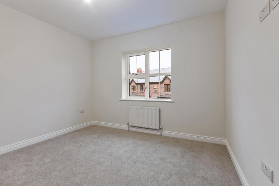 12 Ben Madigan Gardens