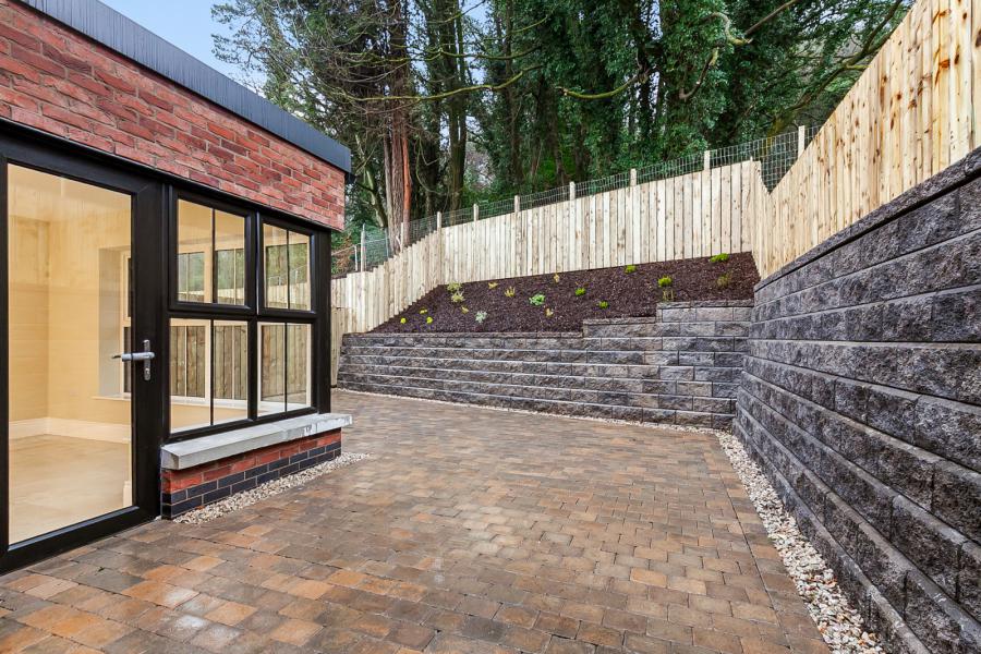 12 Ben Madigan Gardens