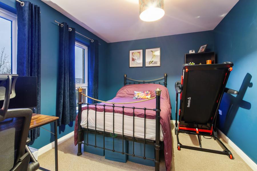 23 Donegall Park Avenue