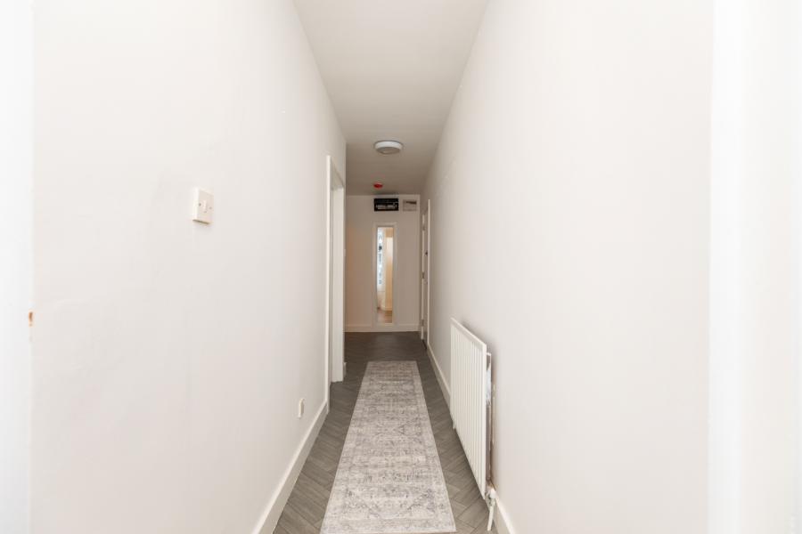 Apartment 2, 8 Cliftonville Avenue