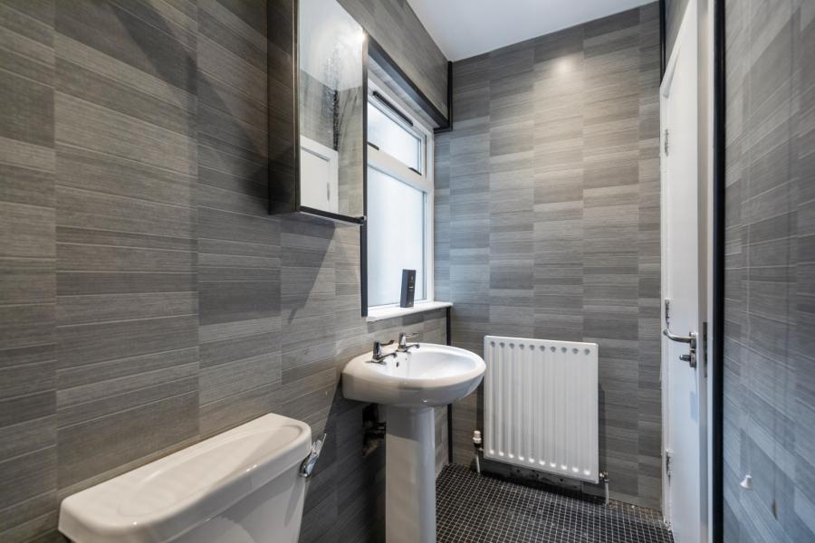 Apartment 2, 8 Cliftonville Avenue