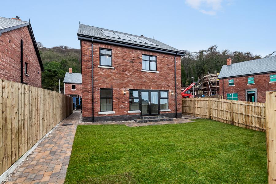 7 Ben Madigan Gardens