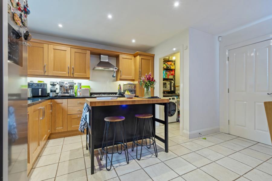 30 Fortwilliam Demesne