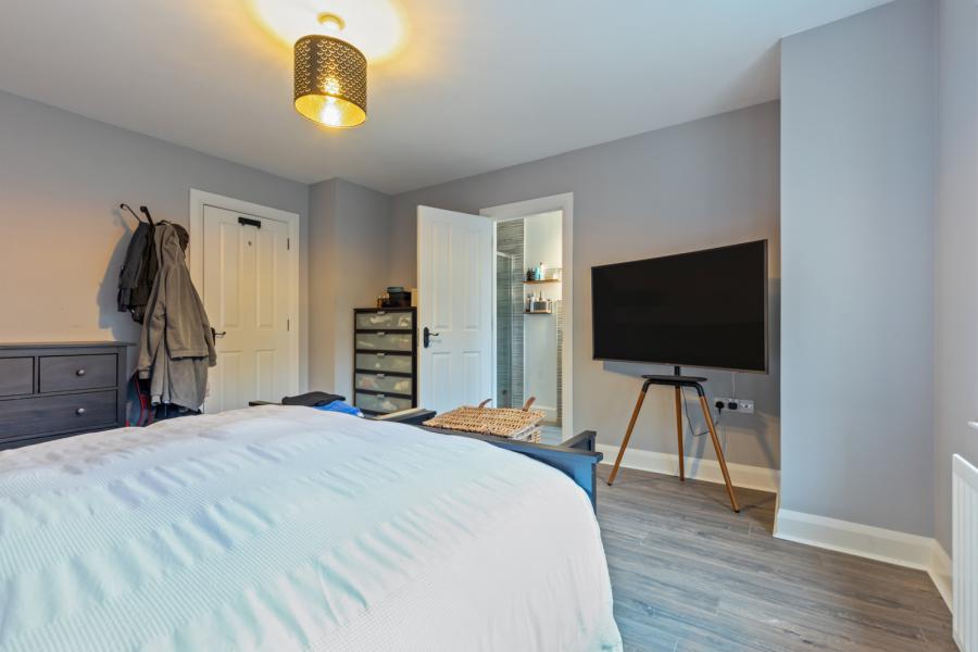 30 Fortwilliam Demesne