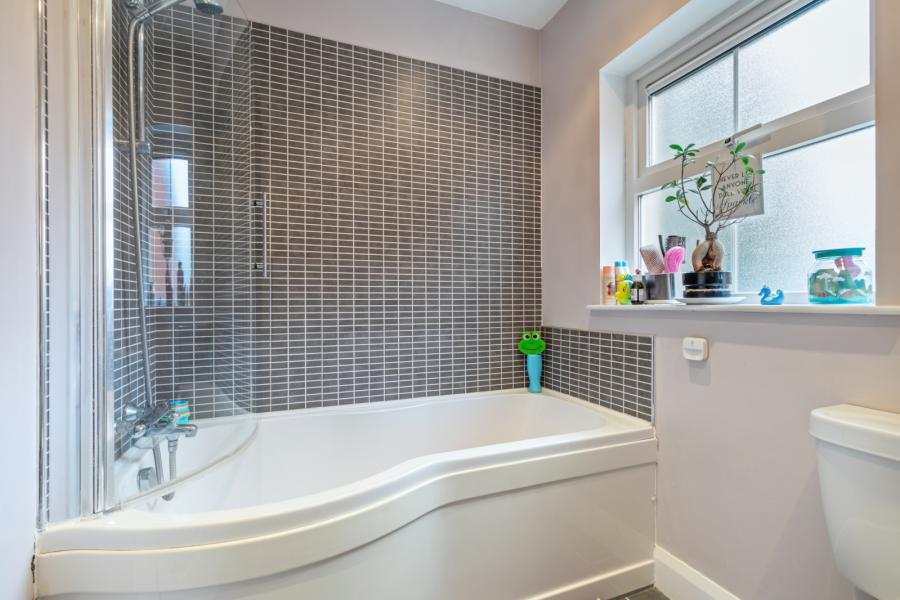 30 Fortwilliam Demesne