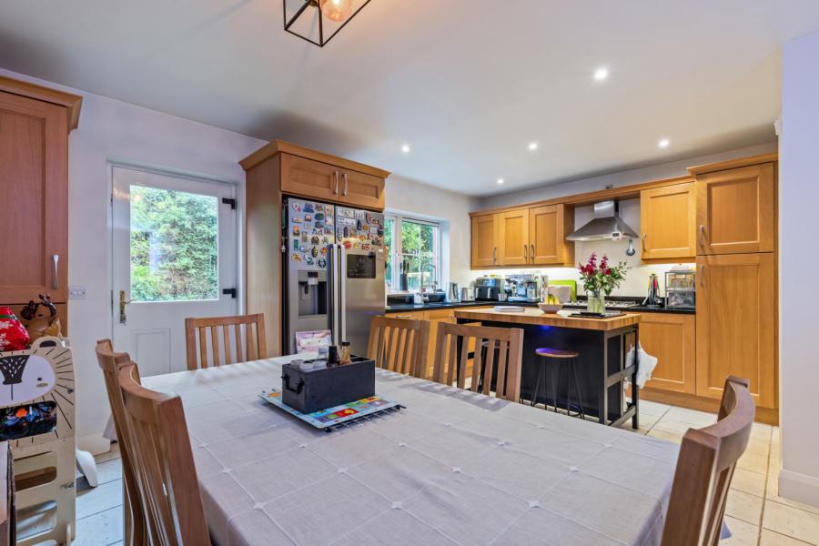 30 Fortwilliam Demesne