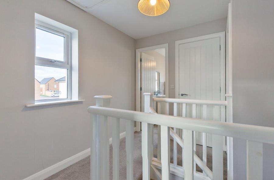 18 Ashbourne Manor Square