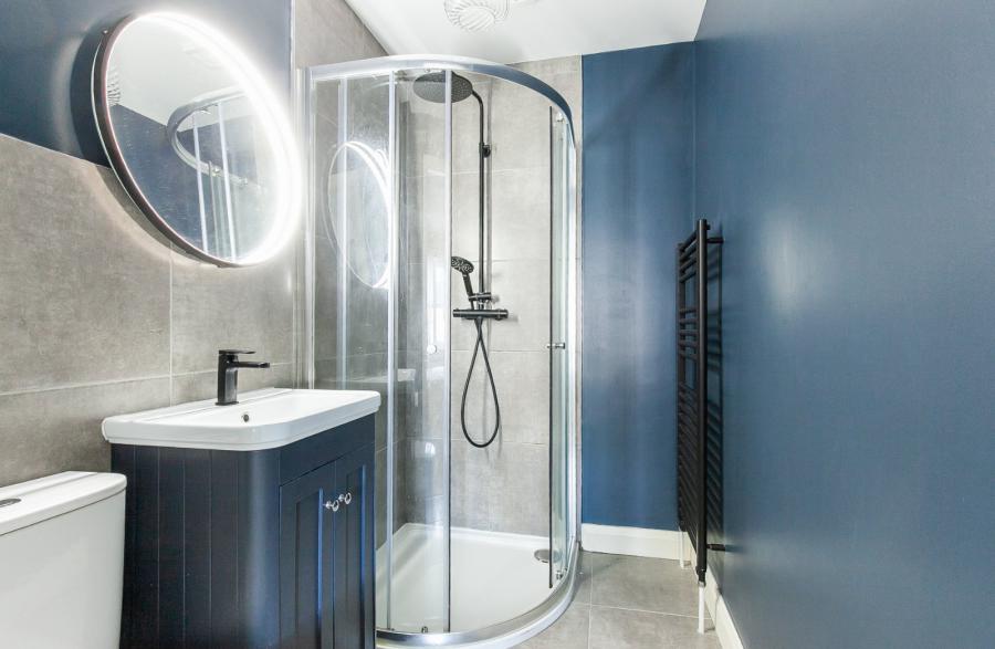 18 Ashbourne Manor Square