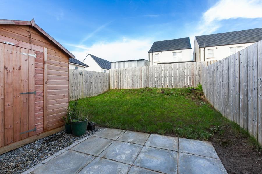 18 Ashbourne Manor Square