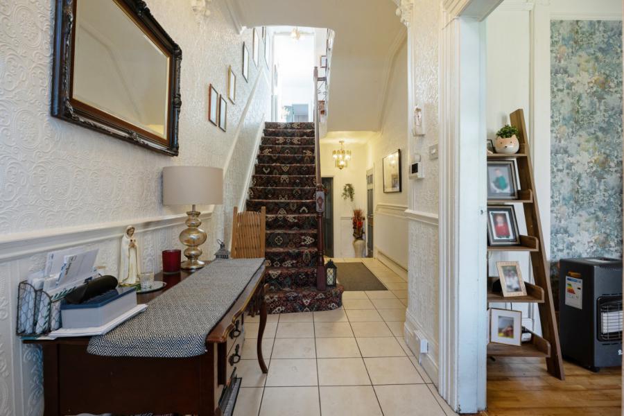 16 Cliftonville Road
