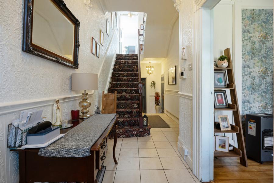 16 Cliftonville Road