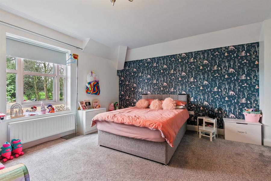 8 Fortwilliam Demesne