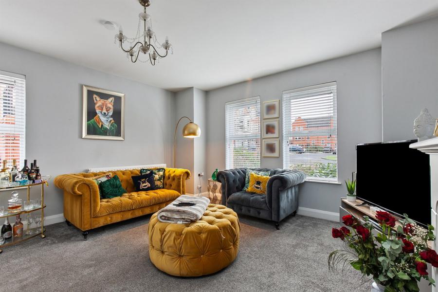 8 Fortwilliam Demesne