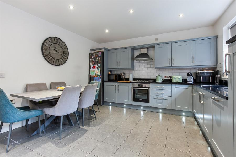 8 Fortwilliam Demesne