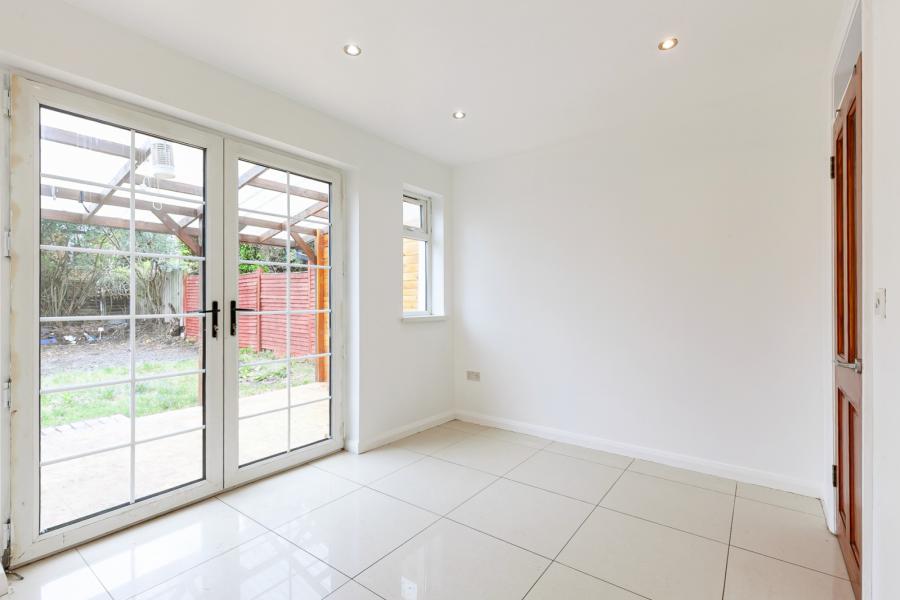 42 Joanmount Gardens