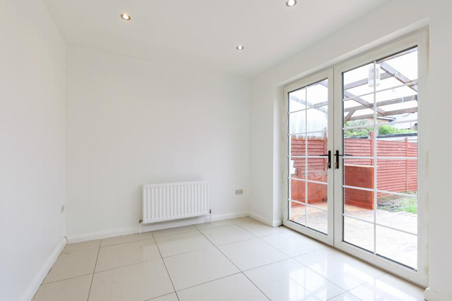 42 Joanmount Gardens
