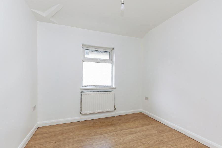 42 Joanmount Gardens