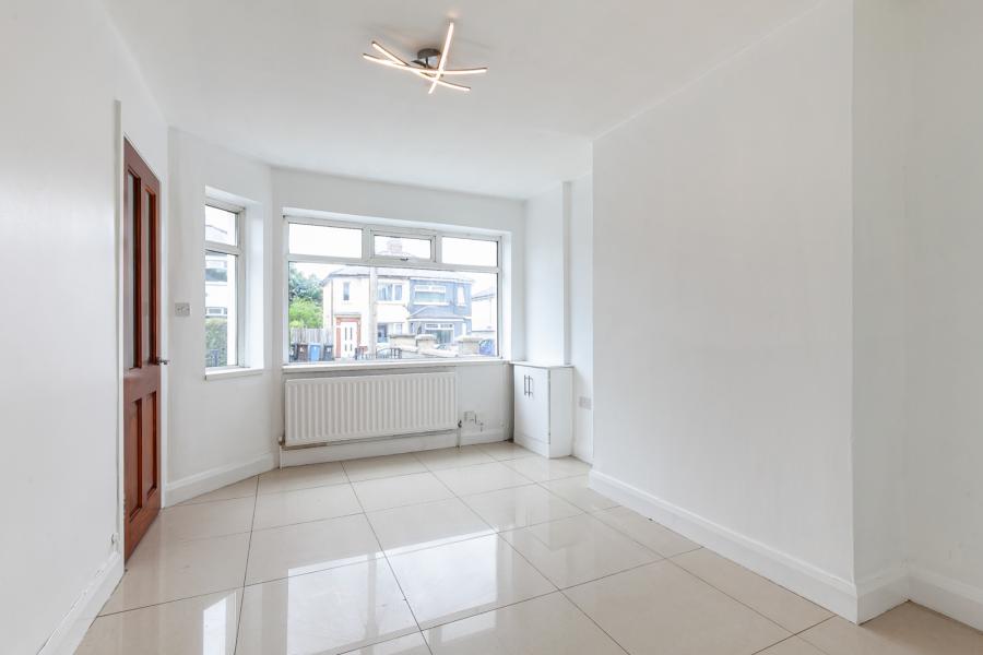 42 Joanmount Gardens