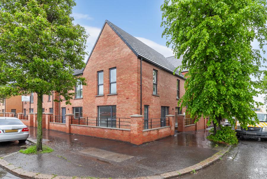 21 Castleton Avenue, Shore Road, Belfast, BT15 3ED
